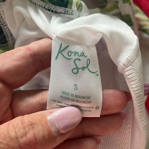 Kona Sol Off Shoulder Flounce One Piece Swimsuit Tropical Floral - Picture 5 of 5